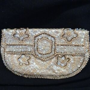 VINTAGE Elegant Beaded Clutch in Cream and Gold